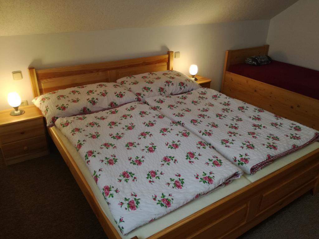 Apartman U Kovaru กัชแปร์สแก ฮอรี ภายนอก รูปภาพ